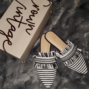 Crown Vintage Darling Raffia Mules